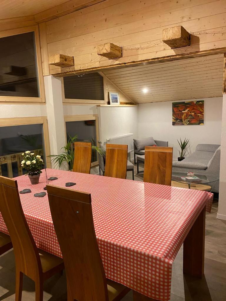 Chalet Baergstaeger Лаутербруннен Экстерьер фото